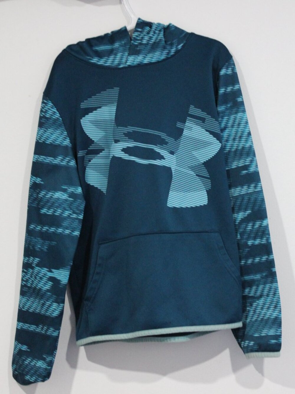 Under Armour Boys Teal Blue Printed Sleeve Armour Fleece Hoodie